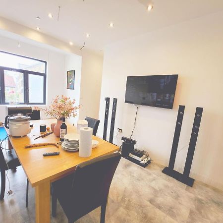 Urban Escape Ealing Otel Londra Dış mekan fotoğraf