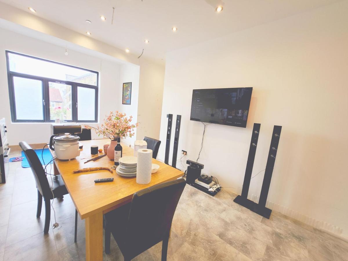 Urban Escape Ealing Otel Londra Dış mekan fotoğraf